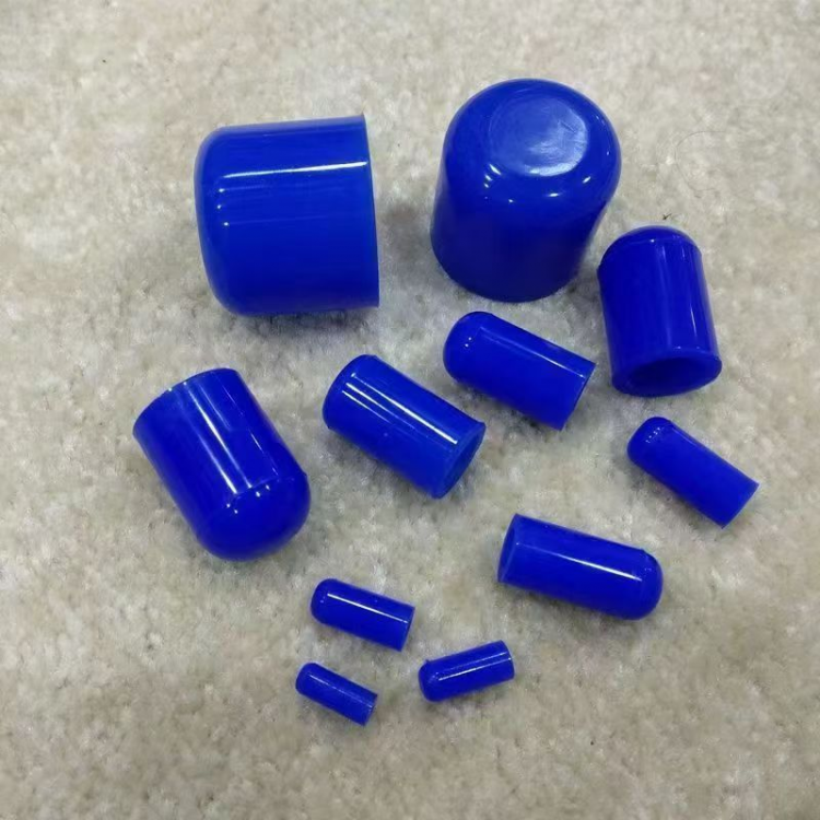 Automotive pipeline plug